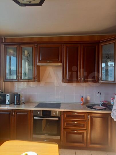 2-к. квартира, 60,3 м², 13/16 эт.