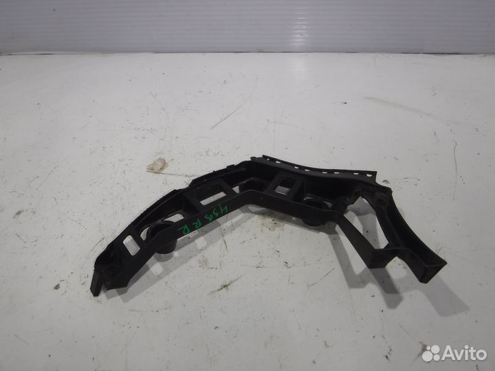 Кронштейн заднего бампера Volkswagen Golf 6