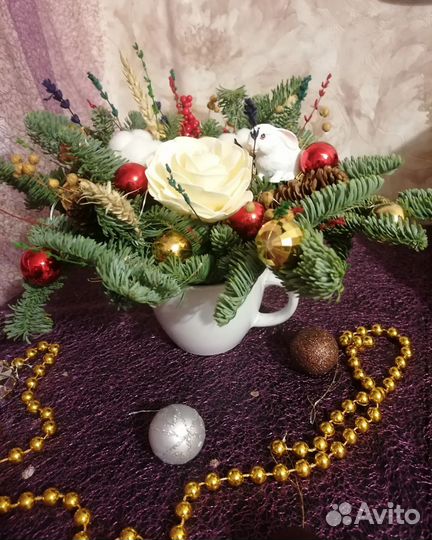 Новогодние композиции из нобилиса на заказ