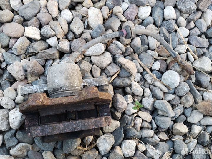 Суппорт тормозной передний пр. VAZ LADA Granta