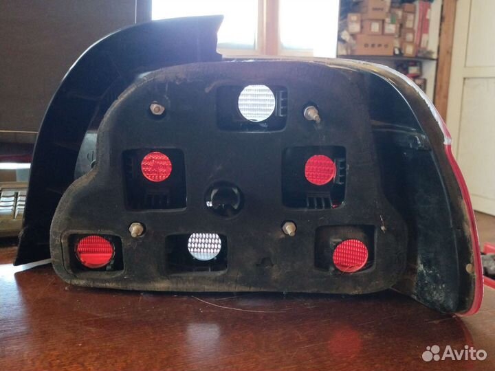 Фонарь задний левый BMW E39