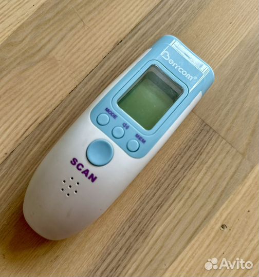 Термометр медицинский бесконтактный Berrcom