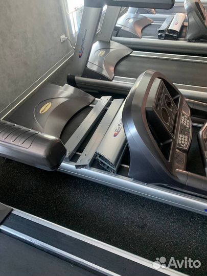 Профессиональная беговая дорожка