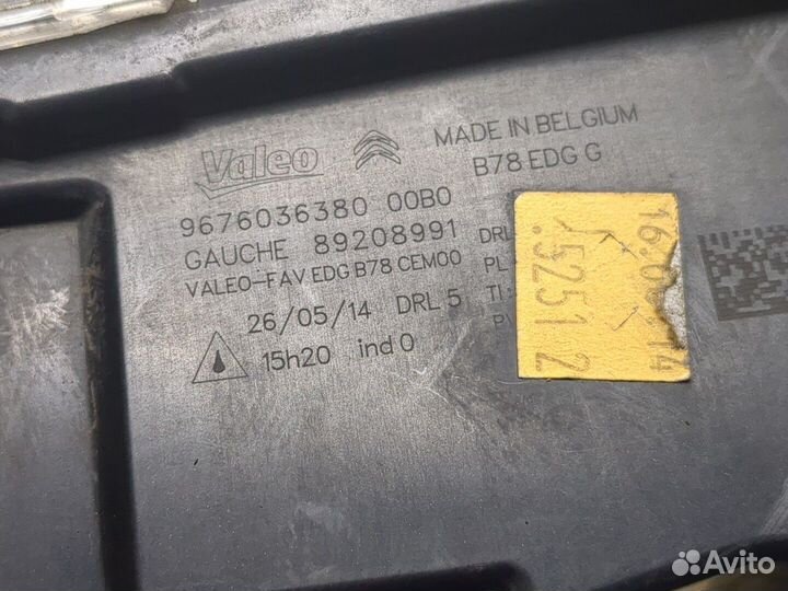 Поворот Citroen C4 Picasso, 2014