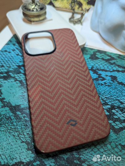 iPhone 13 pro case pitaka carbon рыжий бордо