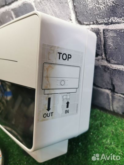 Водонагреватель проточный Ariston m8