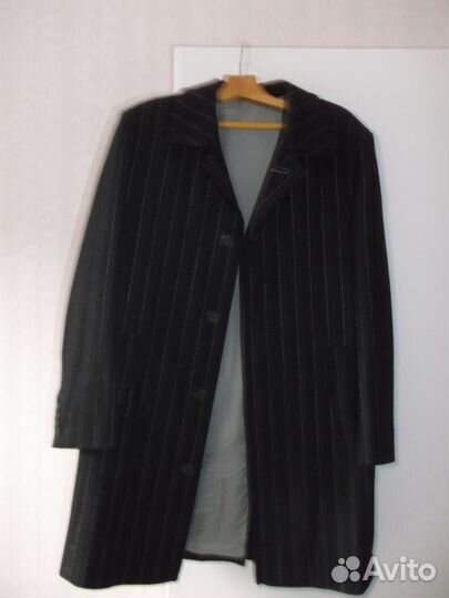 Продается новое пальто Monton