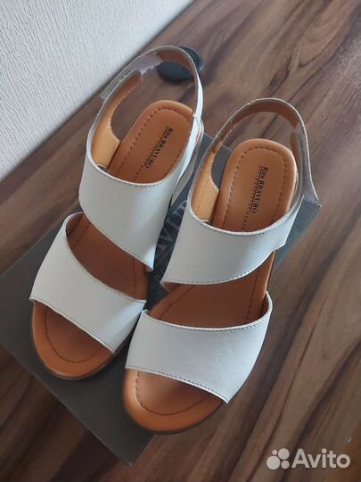 Босоножки натуральная кожа