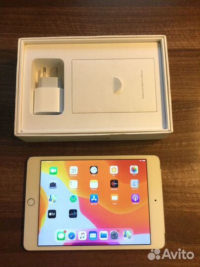 iPad mini 4 Wifi+SIM в отличном состоянии
