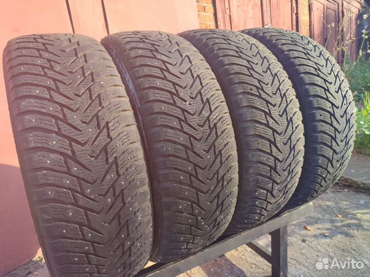 Nokian Tyres Hakkapeliitta 8 SUV 235/55 R20
