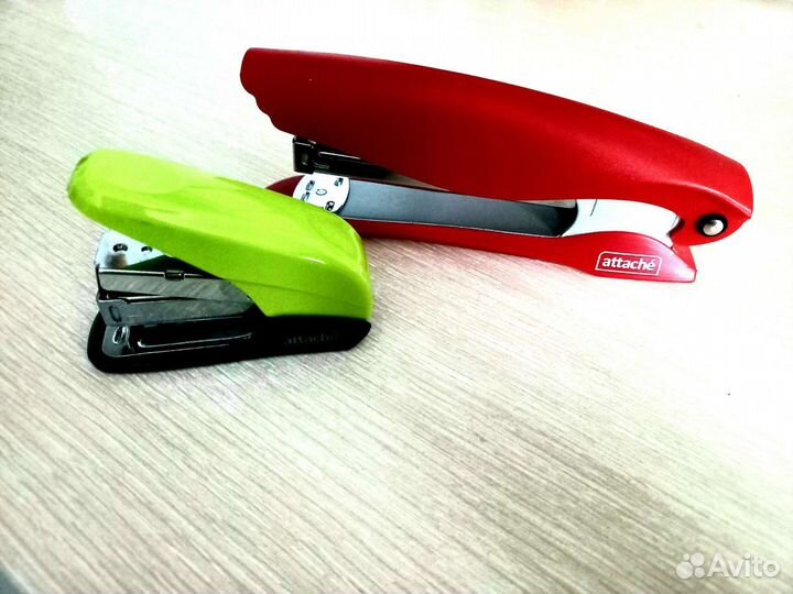 Степлер канцелярский Attache новый