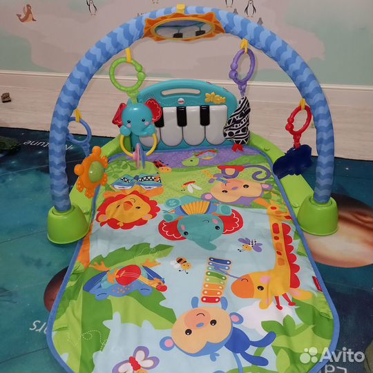 Развивающий коврик с пианино