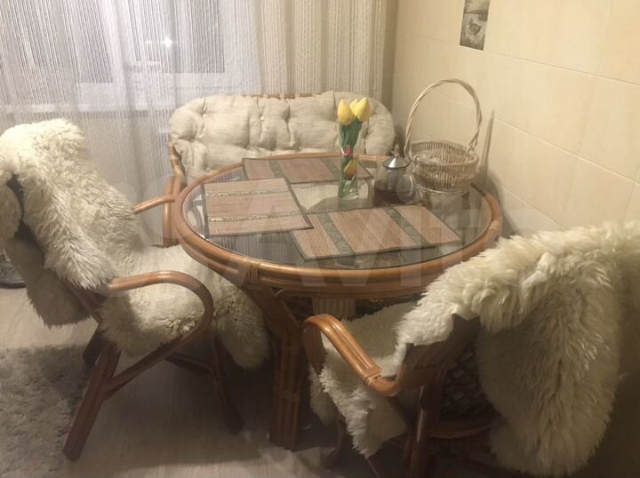 4-к. квартира, 74 м², 4/9 эт.