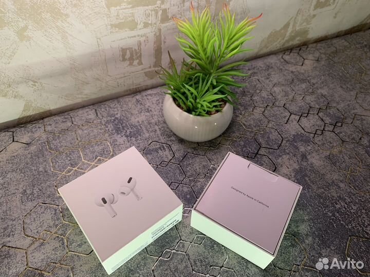 Apple AirPods Pro+чехол в подарок (гарантия)