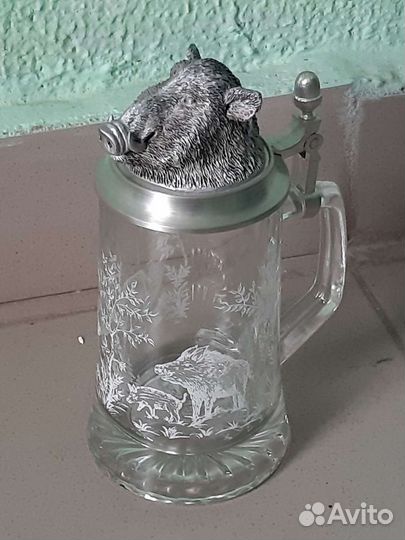 Кружки и бокалы для пива, шоты и стаканы для виски