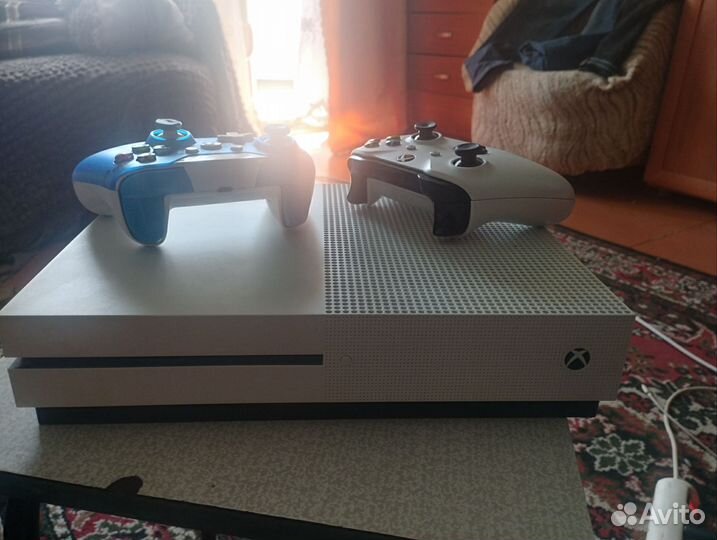 Xbox One s