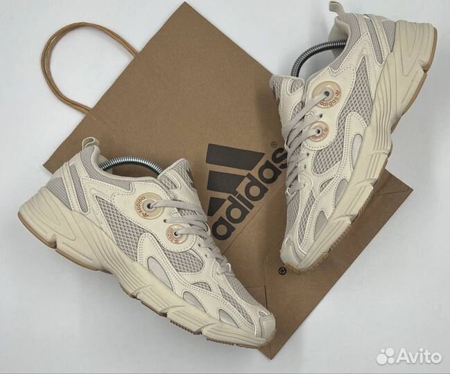 Кроссовки Adidas Astir Beige