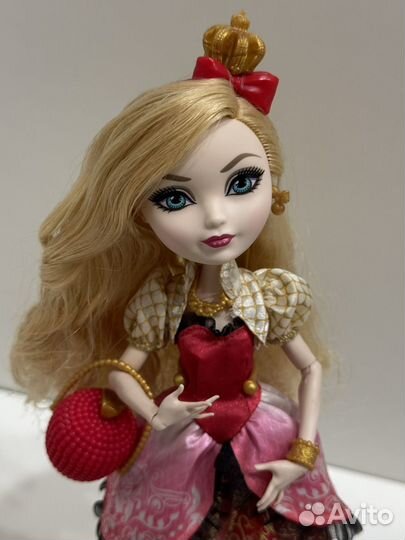 Кукла Ever After High Эппл Вайт