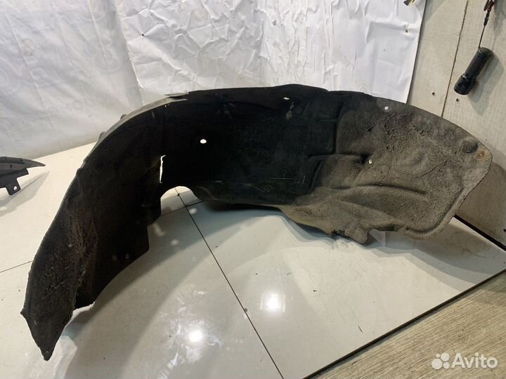 Локер (задний, левый) (Jaguar XE)