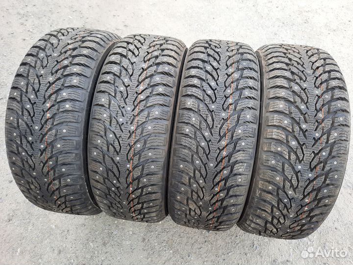 Nokian Tyres Hakkapeliitta 9 SUV 215/65 R17 103T