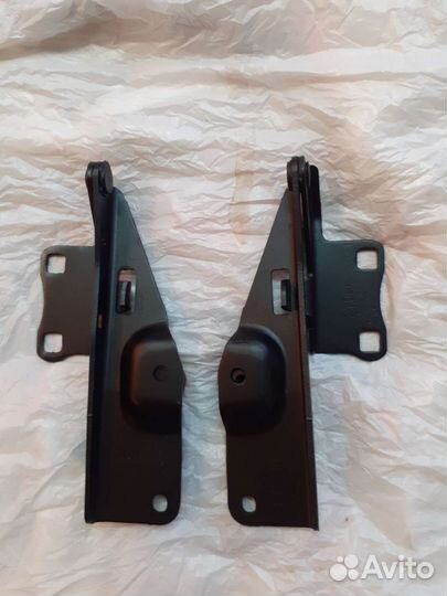 Кронштейны капота Ниссан Максима А33