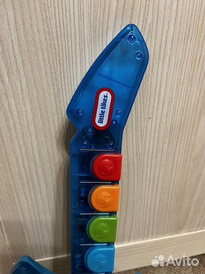 Развивающая игрушка Little Tikes Гитара, синяя