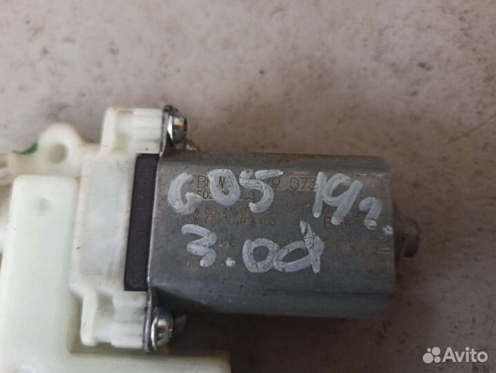 Привод стеклоподъемника BMW X5 G05