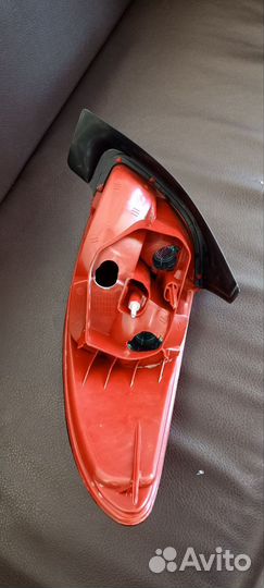 Фонарь задний левый Peugeot 206 98