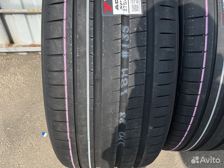 Yokohama Advan Sport V107E 315/35 R21 и 275/40 R21 111Y