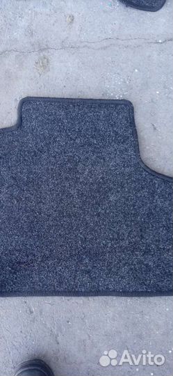 Автомобильные коврики ворсовые