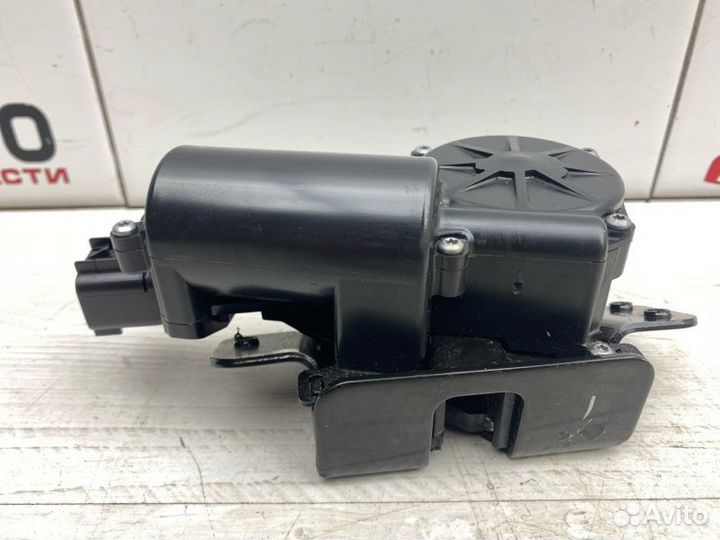 Замок багажника Chevrolet Tahoe GMT900 LMG 2008