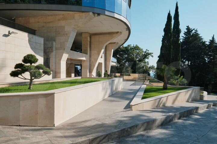 3-к. квартира, 105,3 м², 8/27 эт.