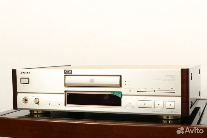CD проигрыватель Sony CDP-777ESJ