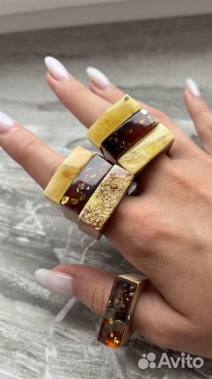 Кольцо дерево янтарь авторское