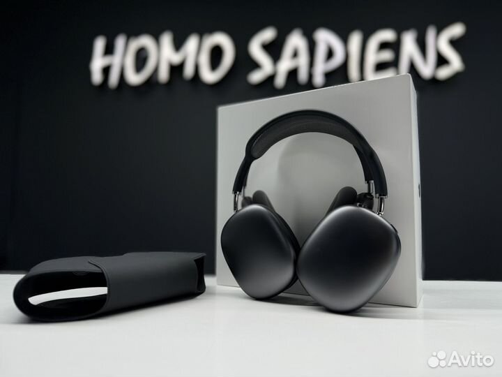 Apple AirPods Max Space Gray