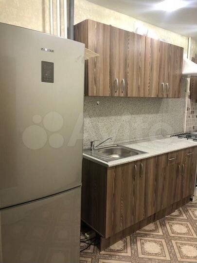 2-к. квартира, 54 м², 4/9 эт.