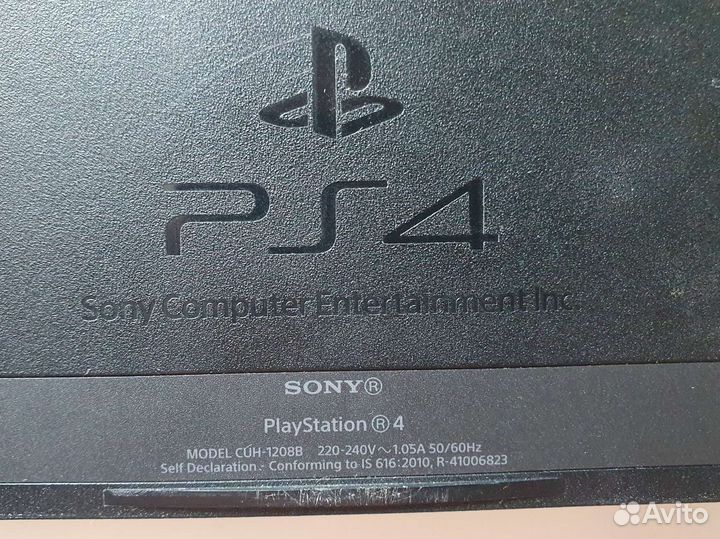 Sony PS4, 3 ревизия,1000Гб 2геймпада оригинал+игра