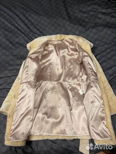 Шуба мутоновая с капюшоном