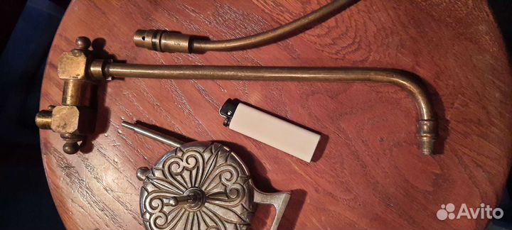 Старинный предмет. Инструмент