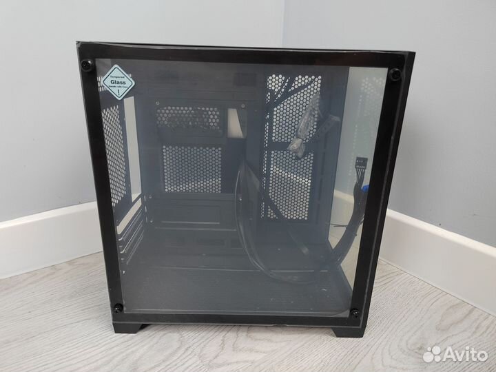 Игровой корпус прозрачный для пк черный