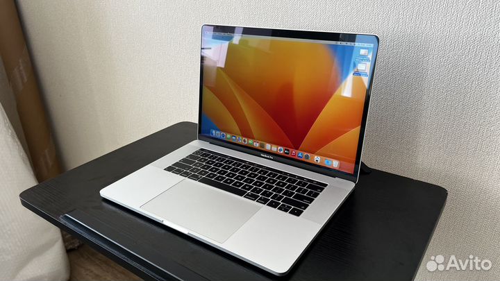 MacBook Pro 15 2019 512 новый