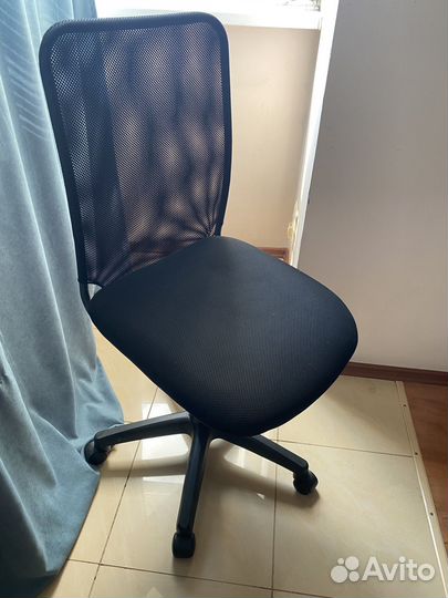 Компьютерное кресло б/у