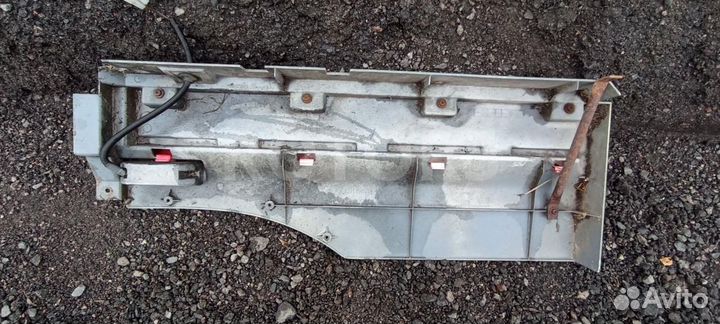 Крыло кабины правое DAF 95 2 (XF) 2003 1291171