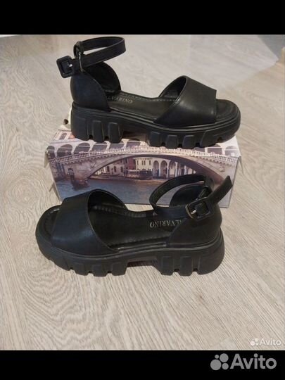 Сандали женские 36