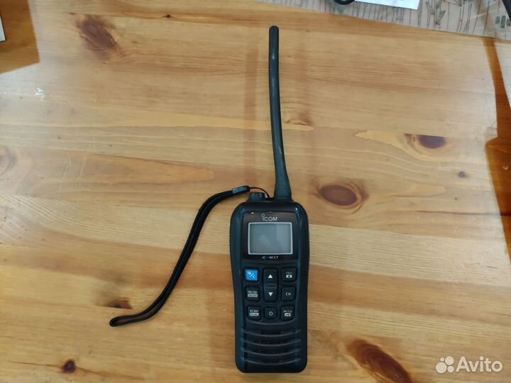 Icom IC-M37 радиостанция укв / VHF -диапазона