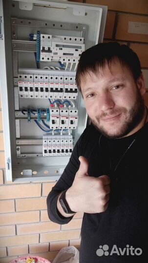 Услуги электрика Штробление стен