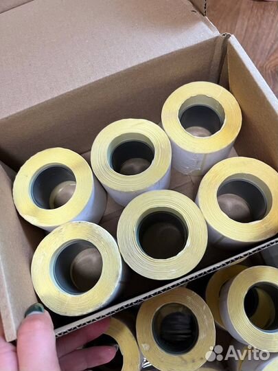 Термоэтикетки 58х60мм