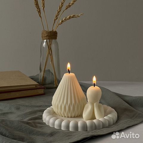 Набор интерьерных фигурных свечей. Декор