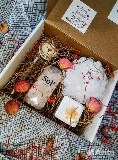 Подарочный бокс для девушки