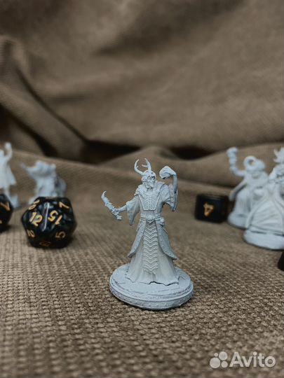 DnD миниатюры (маги)